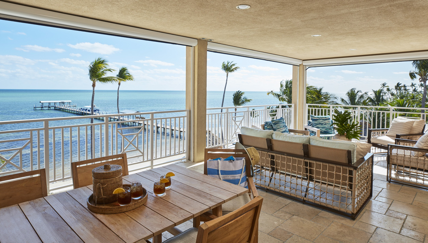 Islamorada Suite Terrace - Props