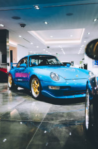 The blue Porsche in full