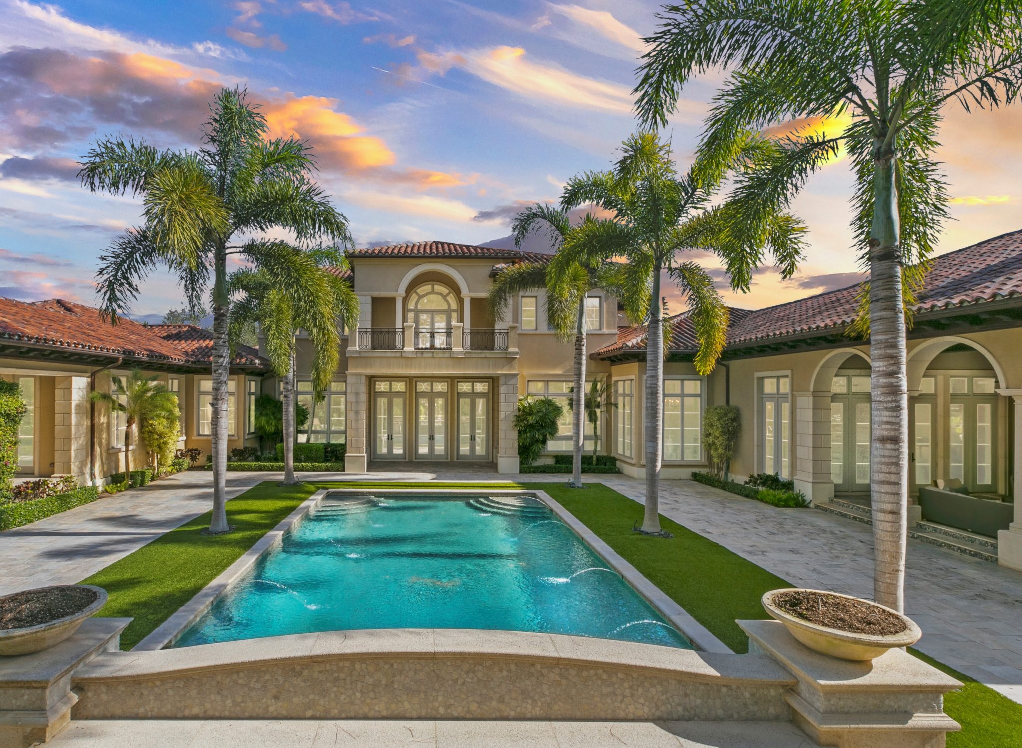 Property at Old Palm Golf Club in Palm Beach Gardens Sells for Historic